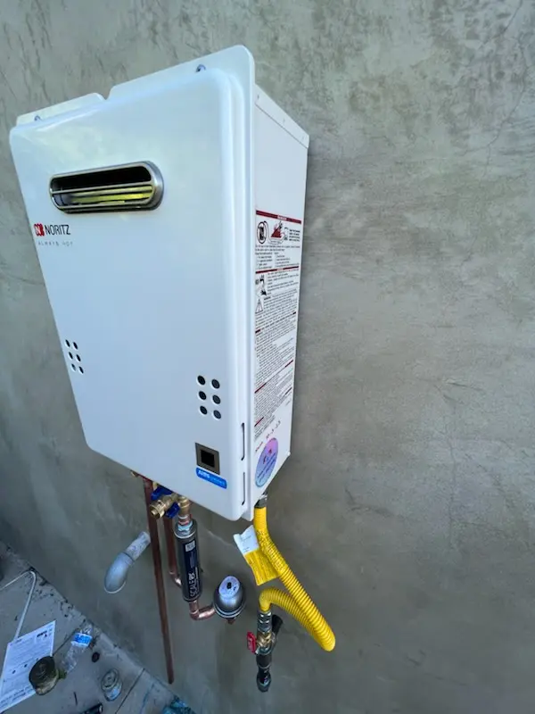 Tankless water heater installation for Courtland homes